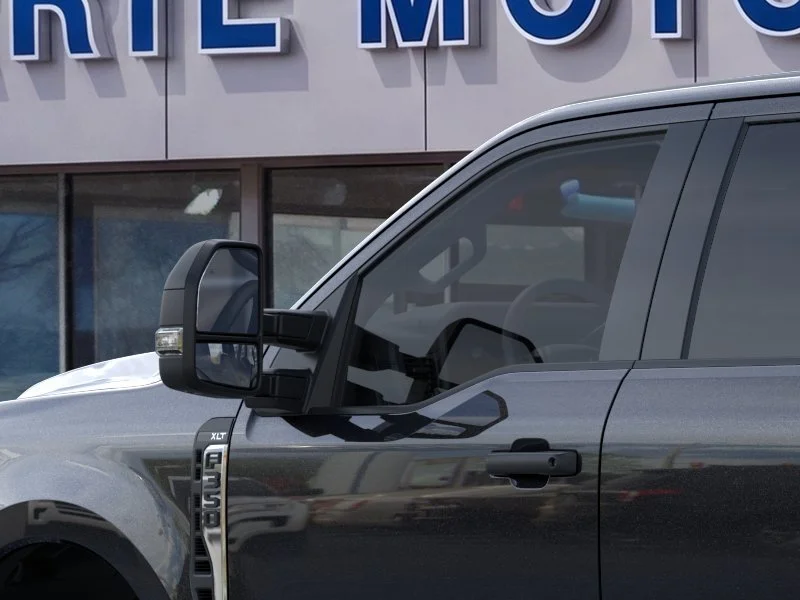 New 2026 Agate Black Metallic Ford XLT image 42