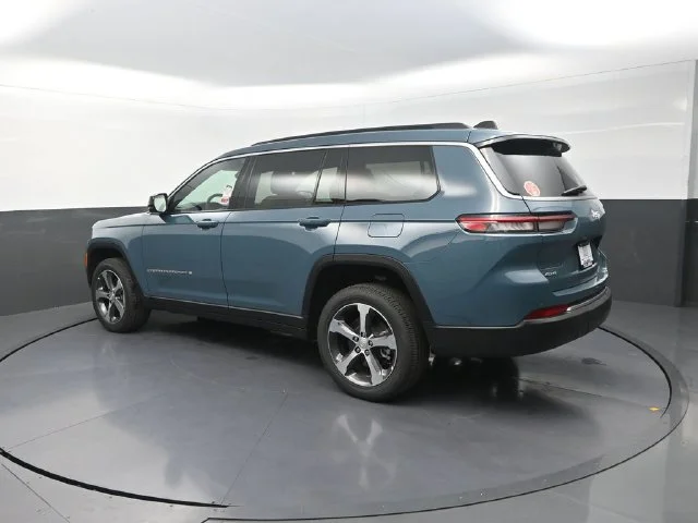 New 2026 Steel Blue Exterior Paint Jeep Limited image 6