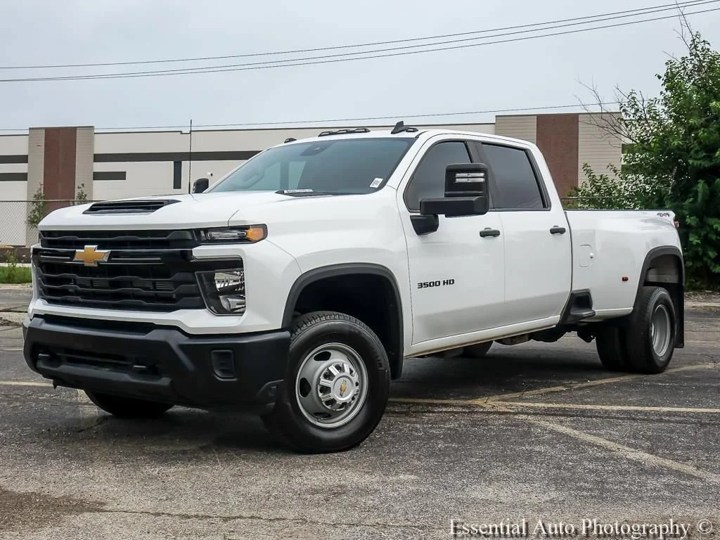 Used 2024 Summit White Chevrolet WT DRW image 2