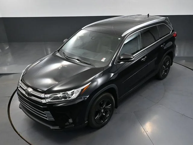 Used 2018 Black Toyota Limited image 20