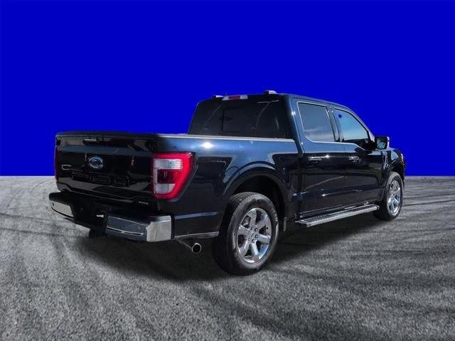 Certified Used 2023 Blue Metallic Ford Lariat image 4