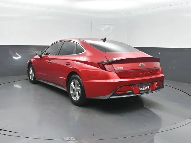 Used 2021 Red Hyundai SE image 23