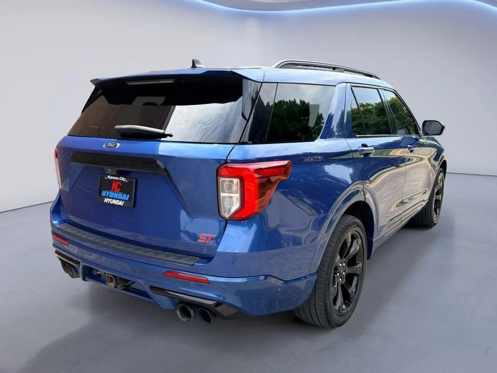 Used 2021 Atlas Blue Metallic Ford ST image 5