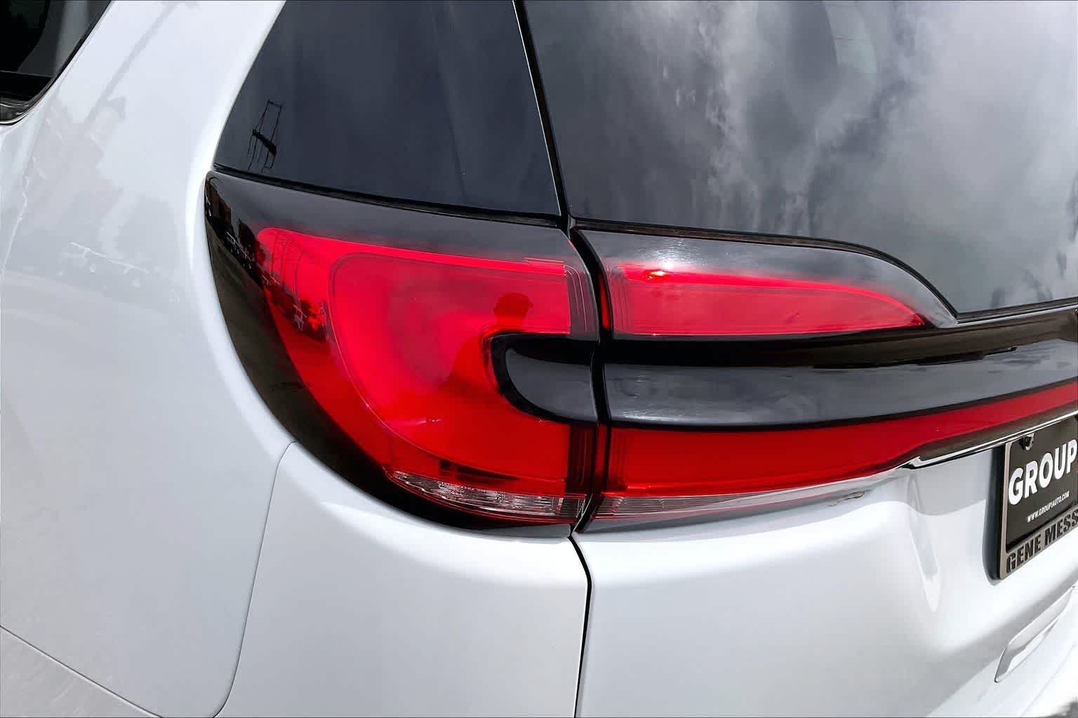 Used 2023 Bright White Clearcoat Chrysler Touring L image 27