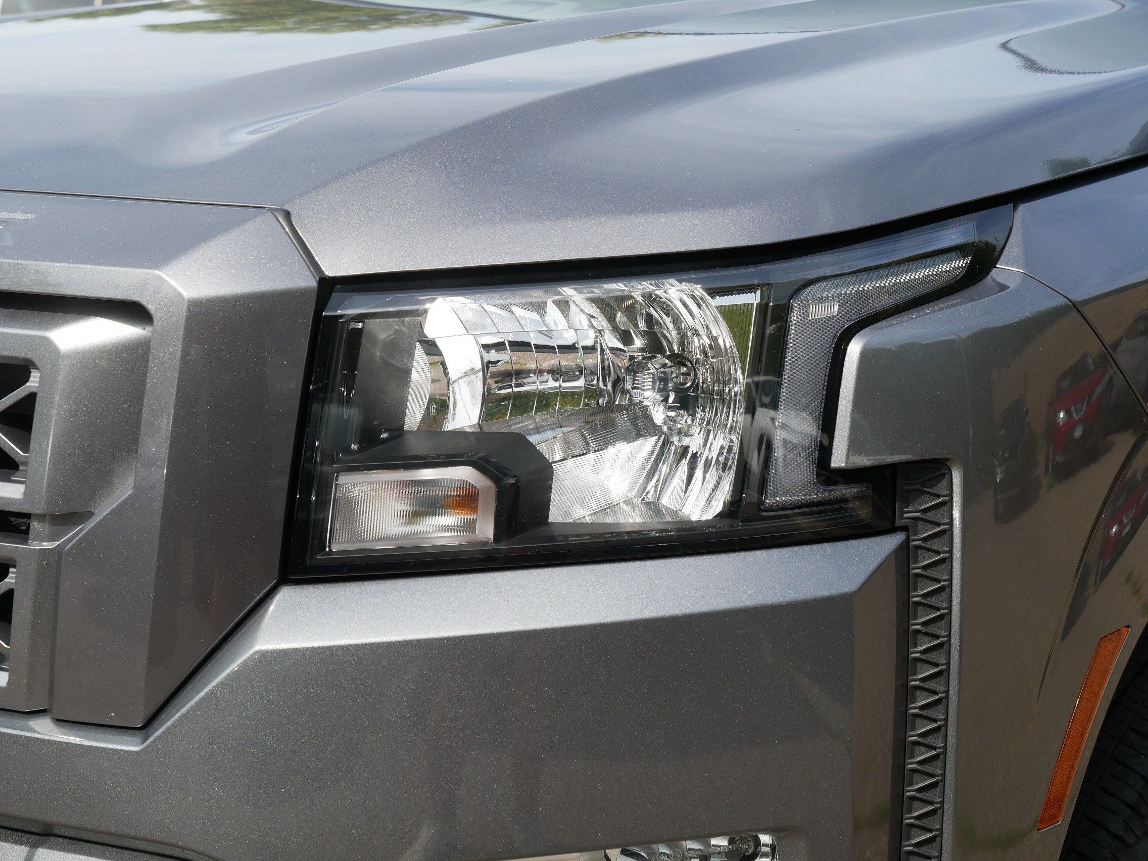 Certified Used 2024 Gun Metallic Nissan SV image 16