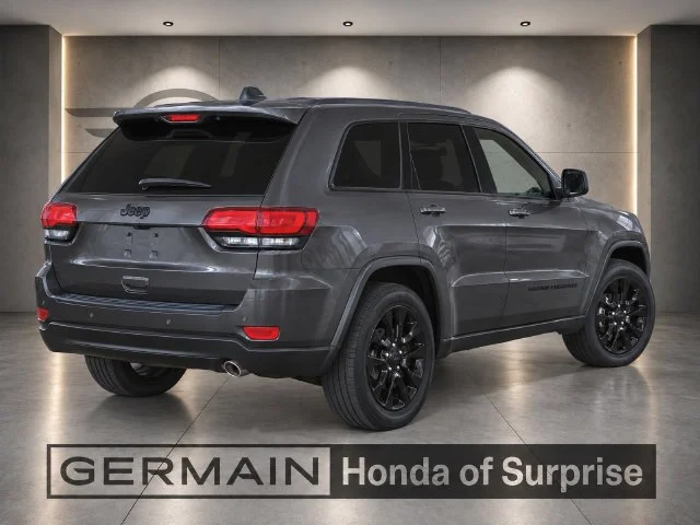 Used 2021 Granite Crystal Metallic Clearcoat Jeep Laredo X image 5