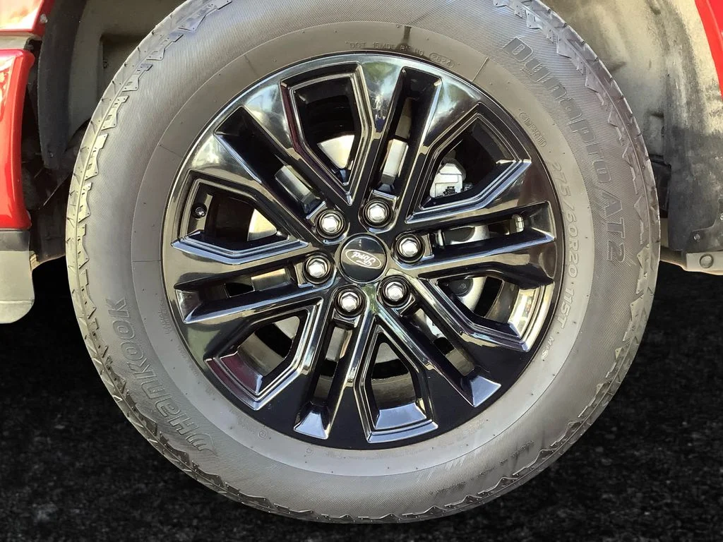 Used 2024 Red Ford XLT image 27