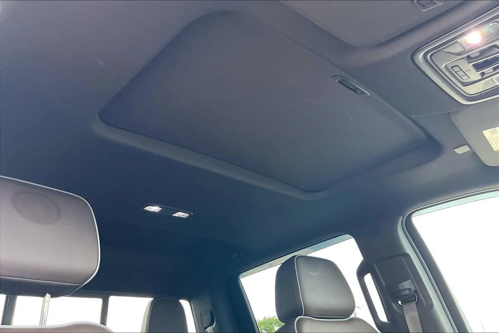 Used 2024 Downpour Metallic GMC Denali image 28