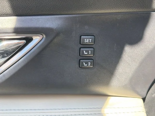 Used 2023 White Subaru Limited image 33