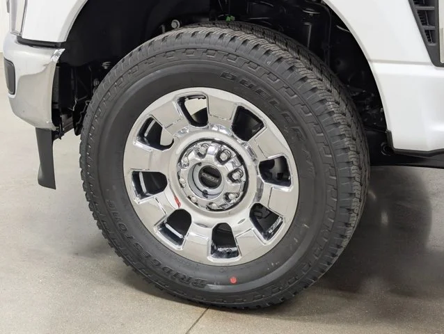 New 2026 Oxford White Ford F-250® Lariat® image 39