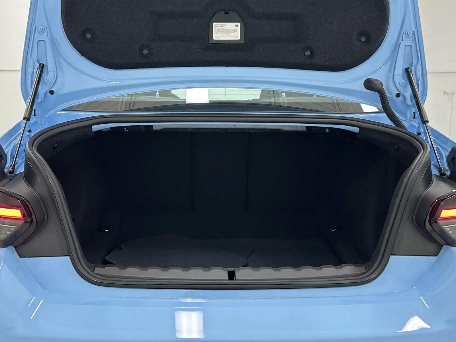 Used 2026 Zandvoort Blue BMW  image 35