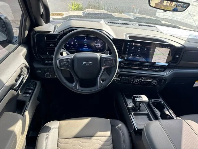 New 2026 White Chevrolet ZR2 image 26