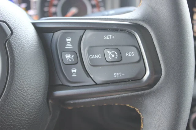 Used 2024 Black Jeep Sport S image 17