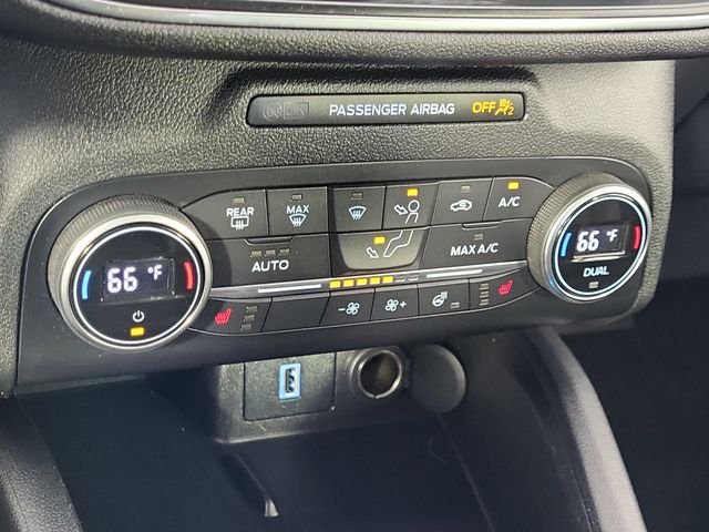 Used 2020 Blue Ford Titanium image 26