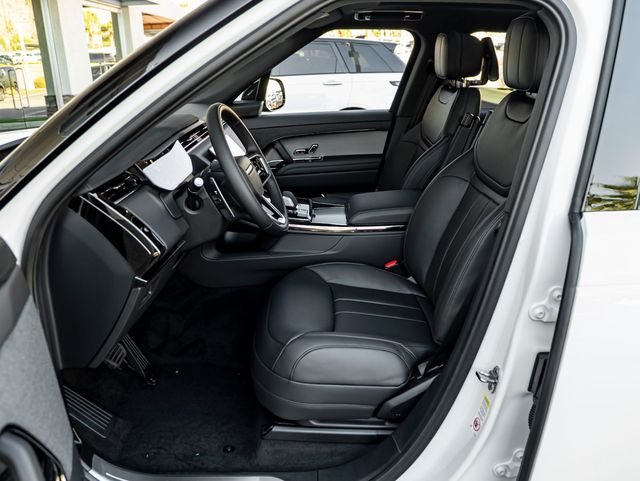 New 2026 Fuji White Land Rover SE image 14