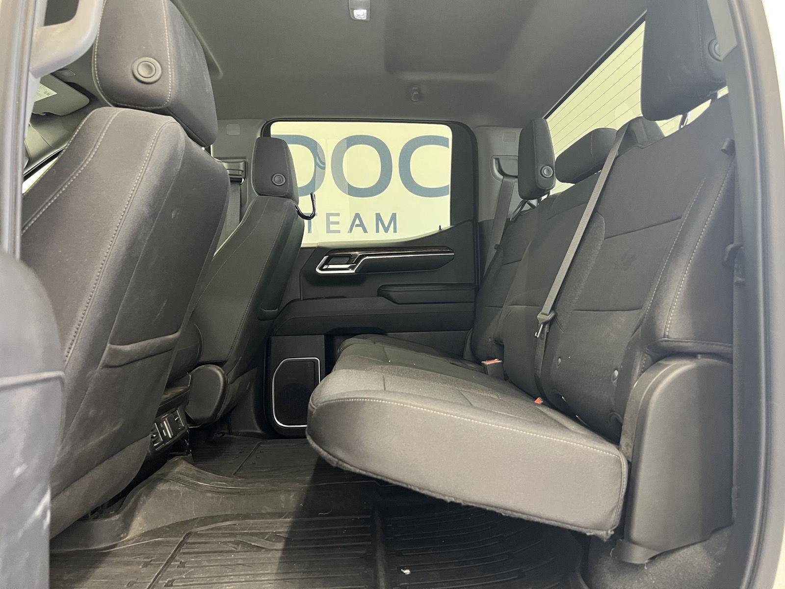 2023 GMC Sierra 1500 SLE - Photo 24