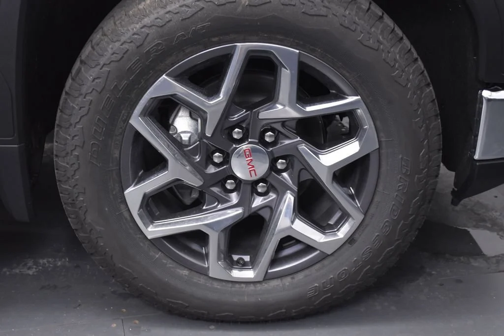 2026 GMC Sierra 1500 SLT - Photo 28