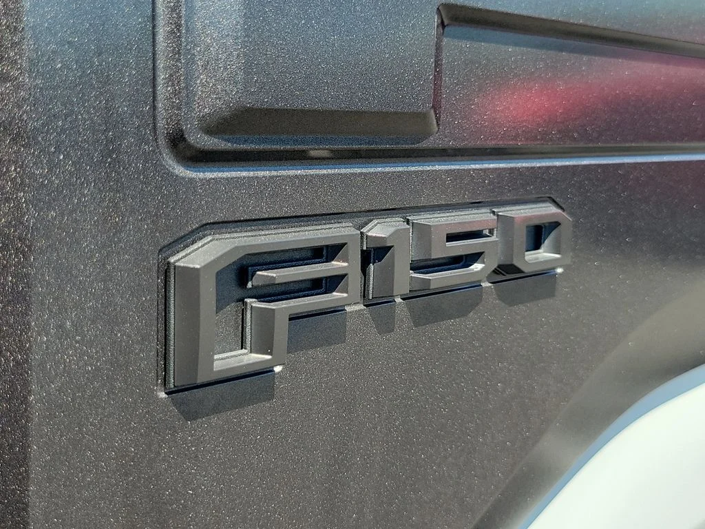 Used 2017 Avalanche Ford Raptor image 30