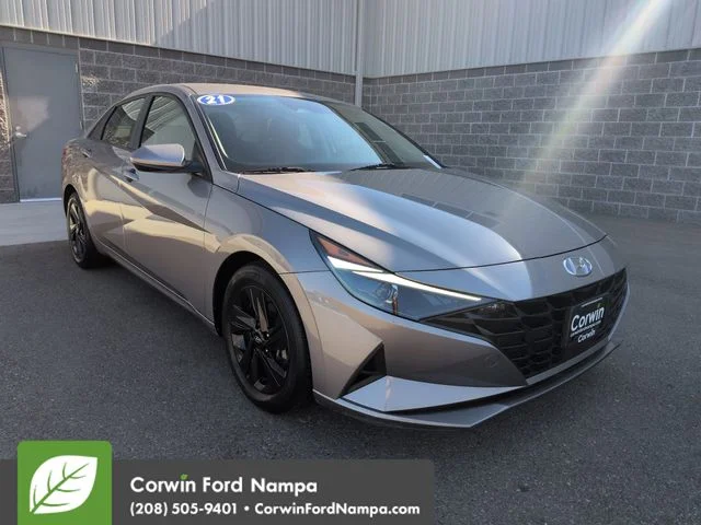 2021 Hyundai Elantra 2.0 SEL IVT's photo