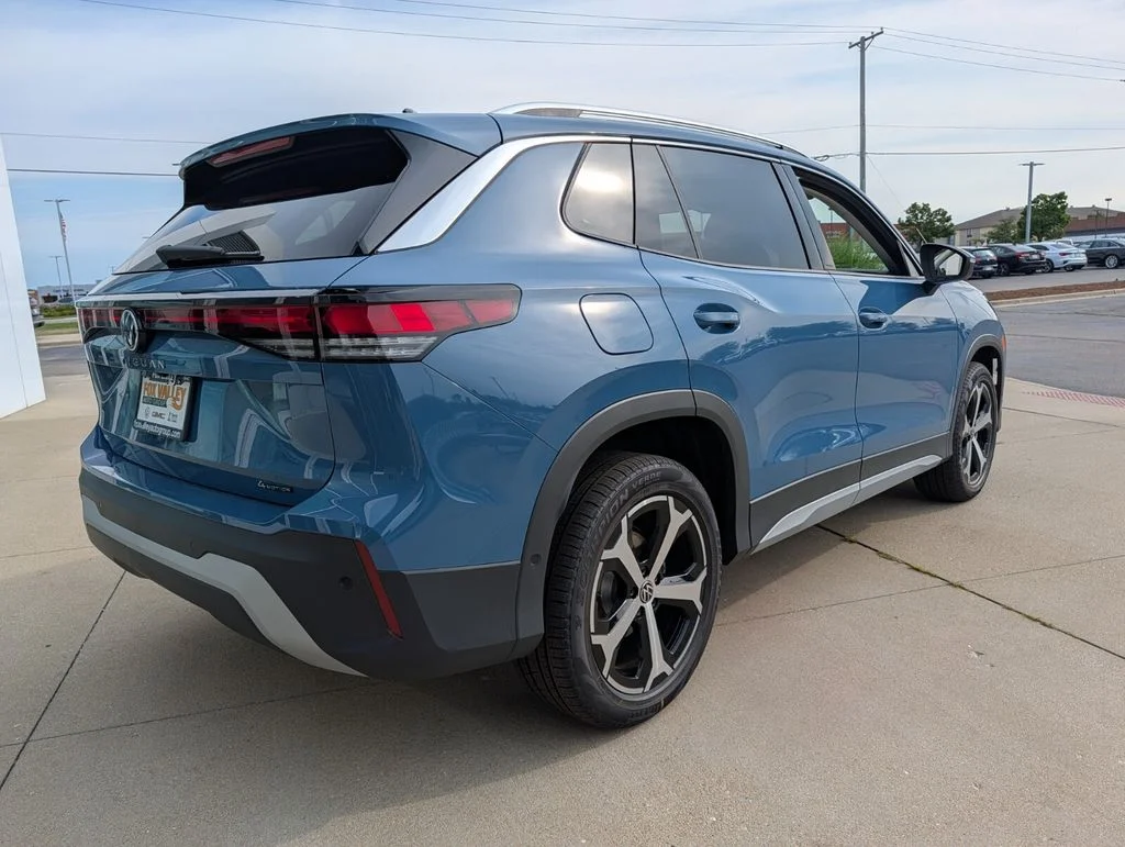 New 2026 Blue Volkswagen 2.0T SE image 3