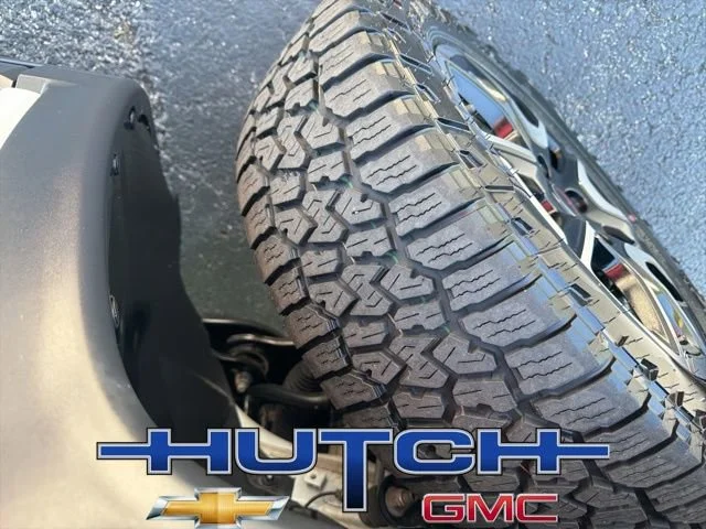 Used 2025 White Jeep Trailhawk image 10