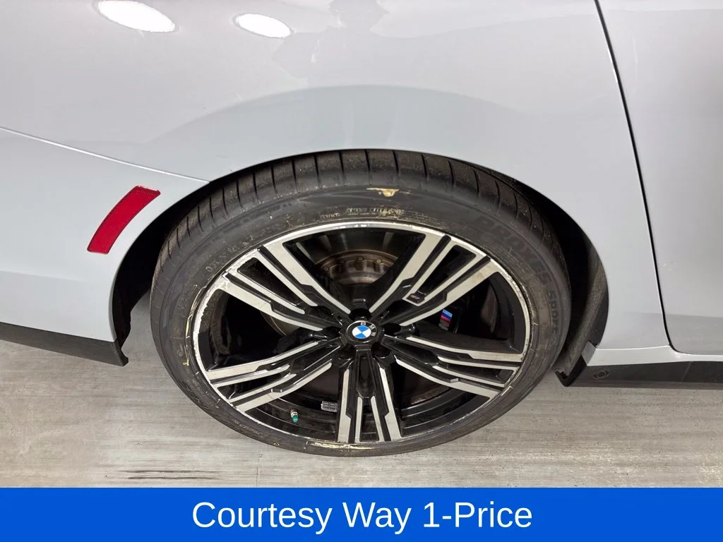 Used 2023 Gray BMW 740i image 13