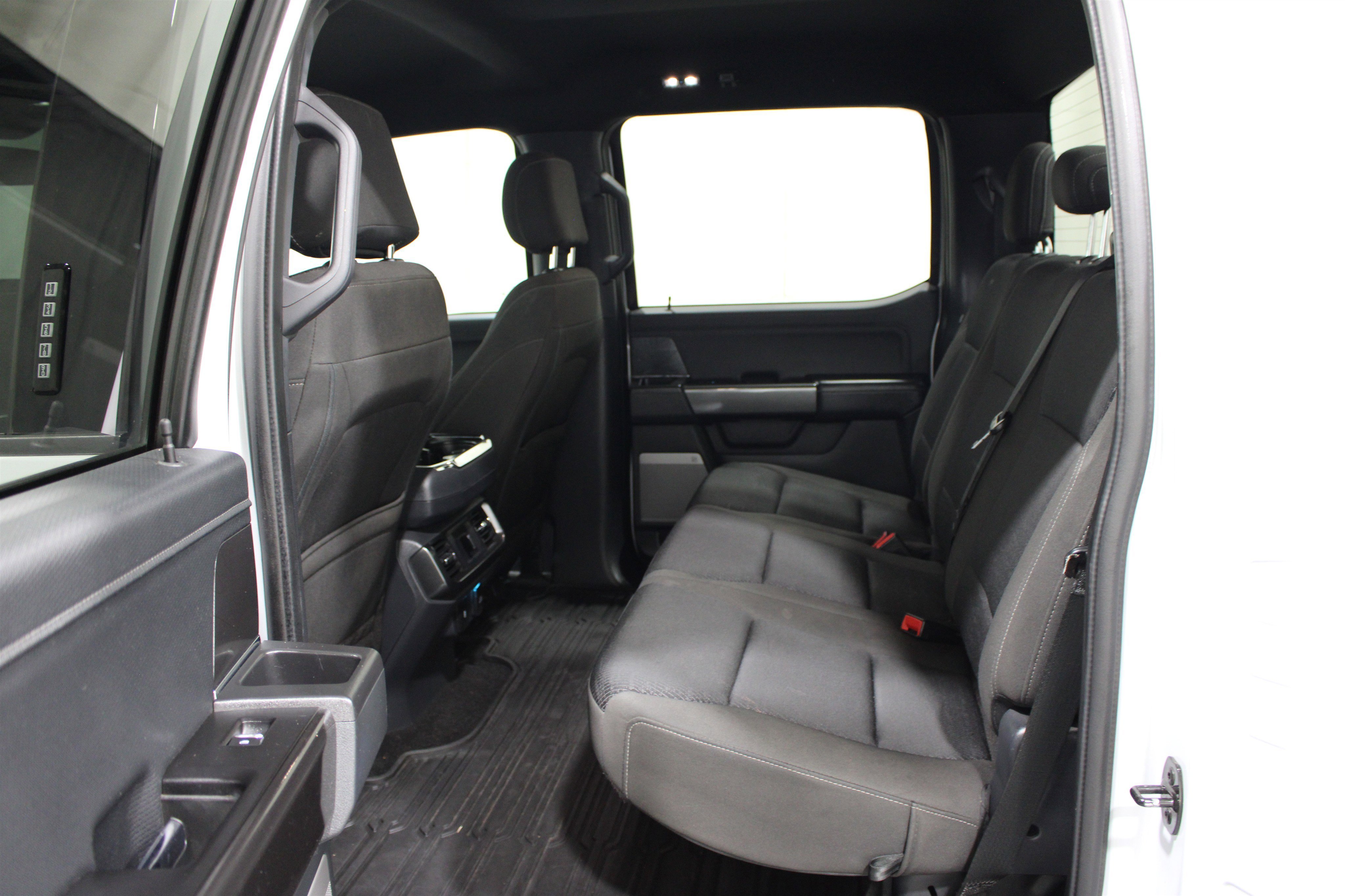 Used 2021 Space White Metallic Ford XLT image 20