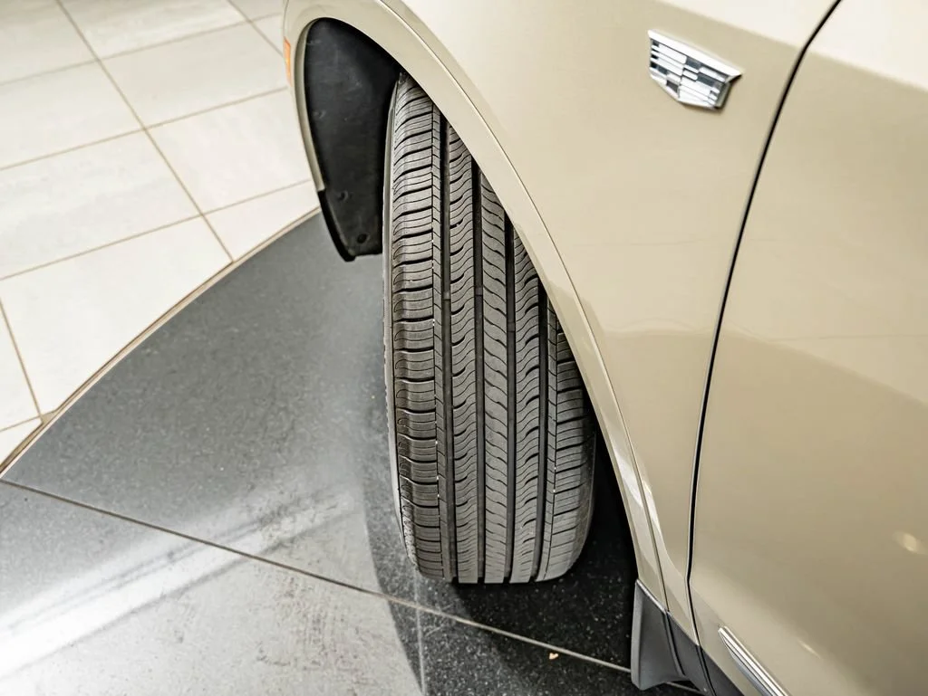 Used 2017 Silver Coast Metallic Cadillac Luxury image 41