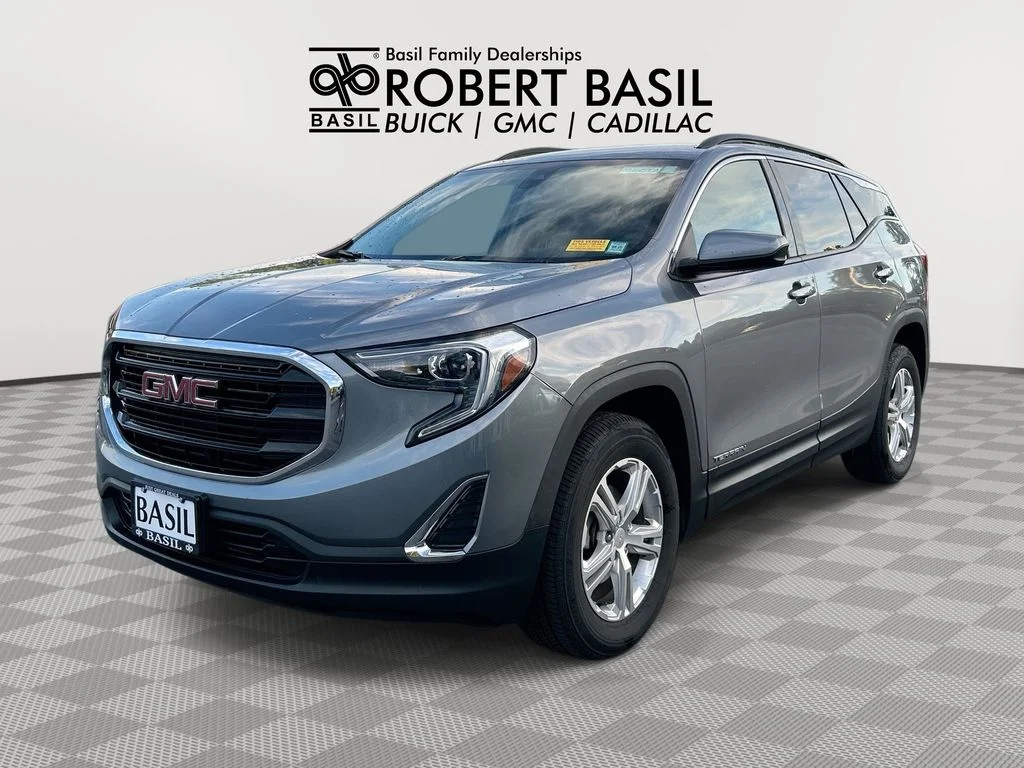 Used 2020 Gray GMC SLE image 1