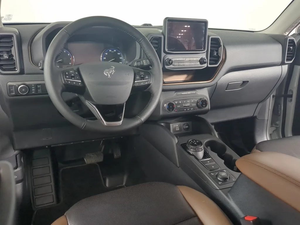 Used 2023 CACTUS GRAY Ford Badlands image 13