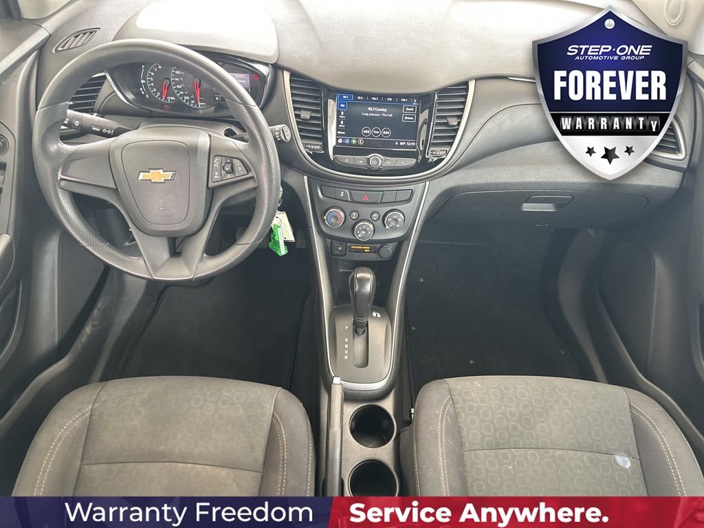 Used 2018 Blue Chevrolet LS image 17