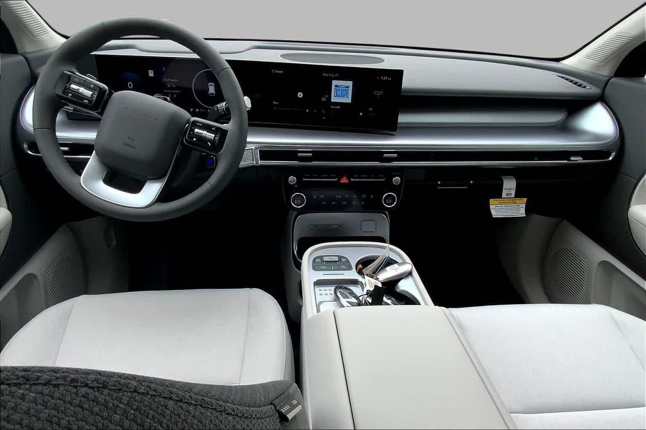 2026 Hyundai IONIQ 9 SE - Photo 5