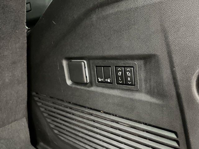 Used 2021 Black Chevrolet High Country image 34