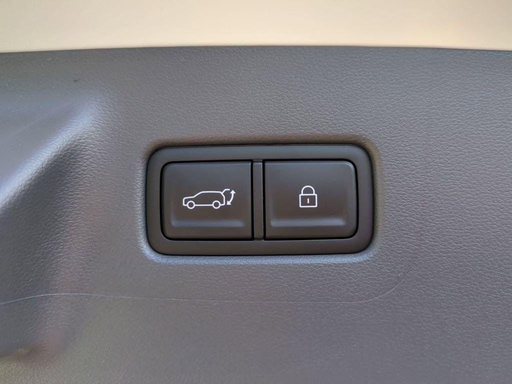 New 2026 White Hyundai Calligraphy FWD image 15