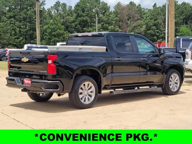 Used 2021 Black Chevrolet Custom image 5