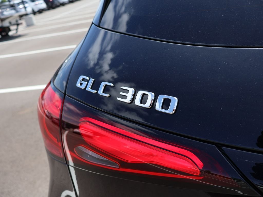 New 2026 Black Mercedes-Benz GLC 300 image 14