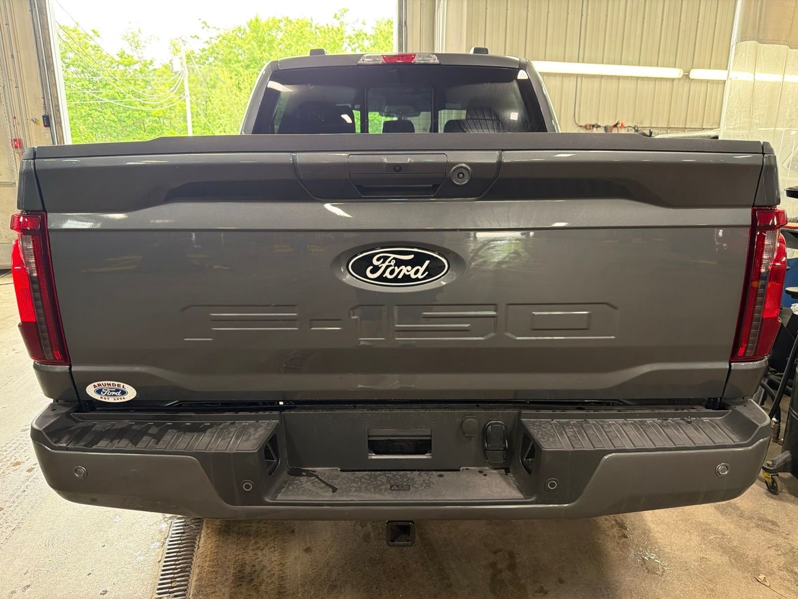 New 2026 Carbonized Gray Metallic Ford XLT image 5