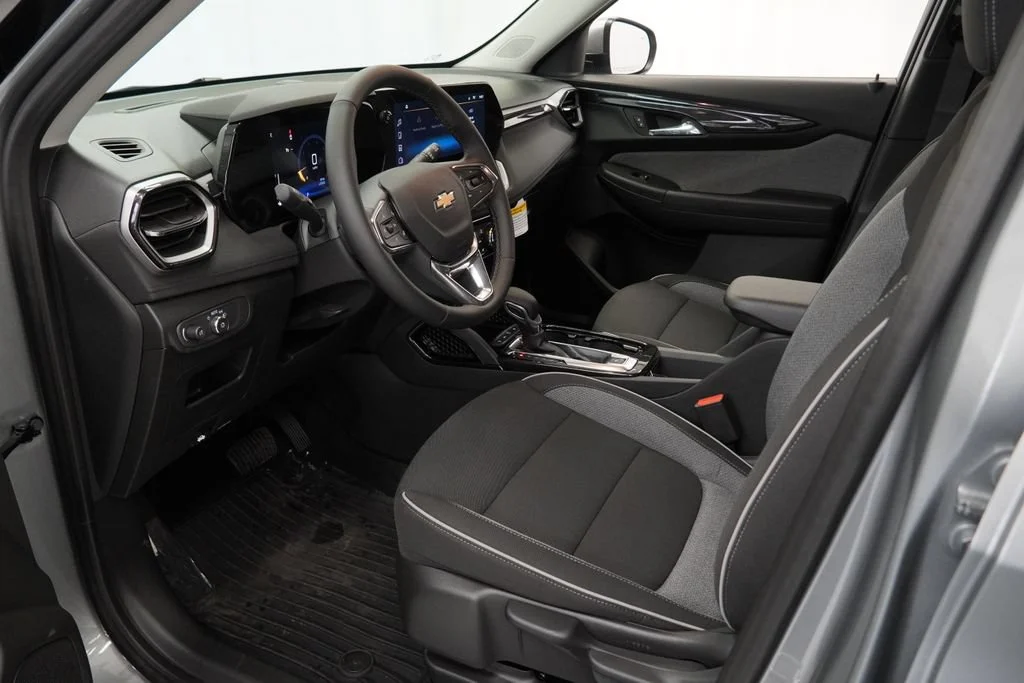 New 2026 Sterling Gray Metallic Chevrolet LT image 10