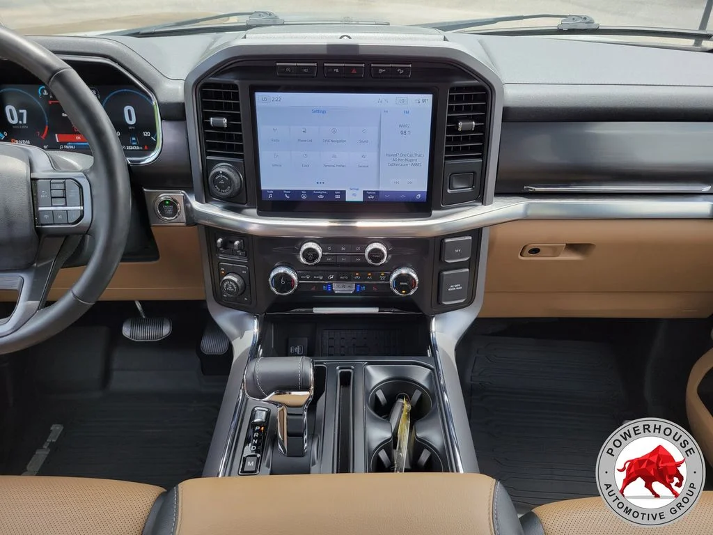 Used 2023 White Ford Lariat image 20