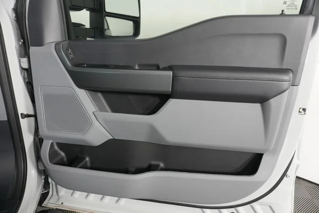 New 2026 Avalanche Ford F-350® XL image 32