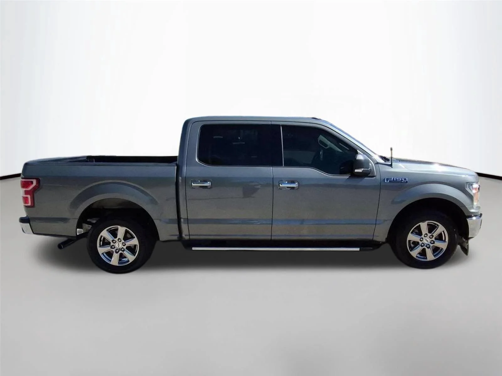 Used 2020  Ford XLT image 6