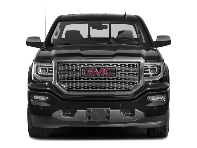 Used 2018 White Frost Tricoat GMC Denali image 7