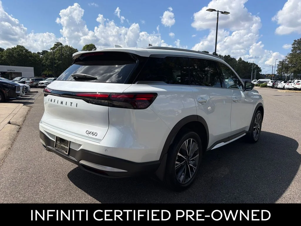 Certified Used 2026 Radiant White INFINITI LUXE image 12