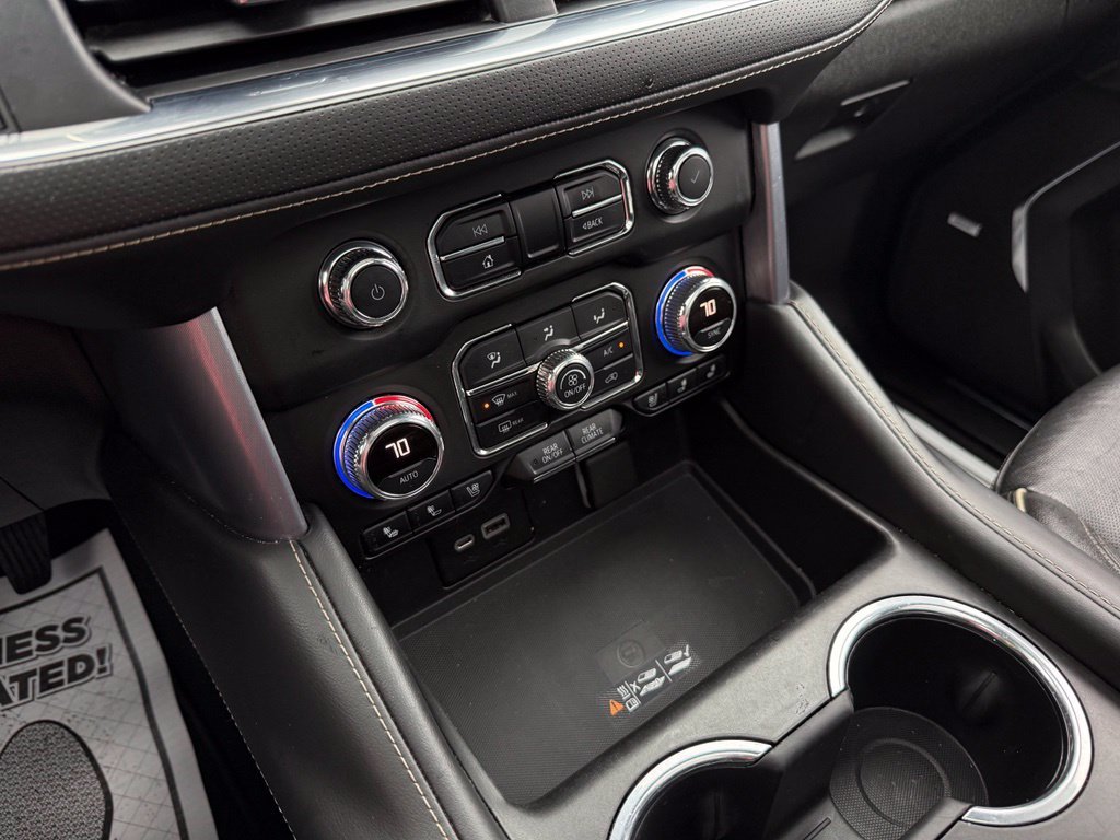 Used 2022  GMC SLT image 30