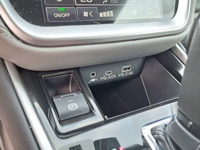 Used 2025 Gray Subaru Limited image 16