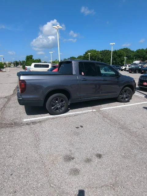 Used 2020 Gray Honda Sport image 9