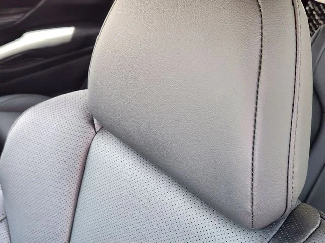 New 2026 ICE SILVER METALLIC Subaru Touring 7-Passenger image 12