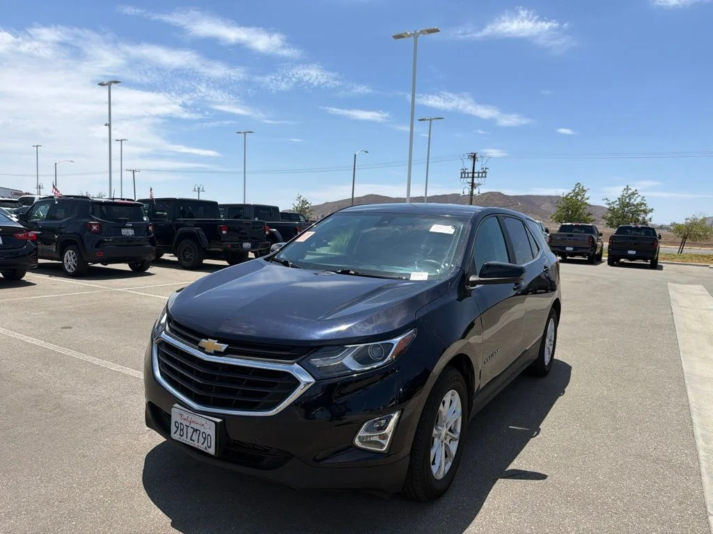 Used 2021 Blue Chevrolet LT image 4
