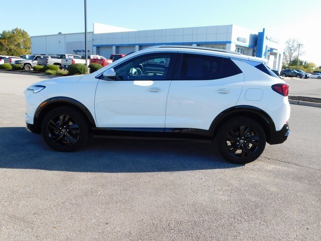 2024 Buick Encore GX Sport Touring photo 3