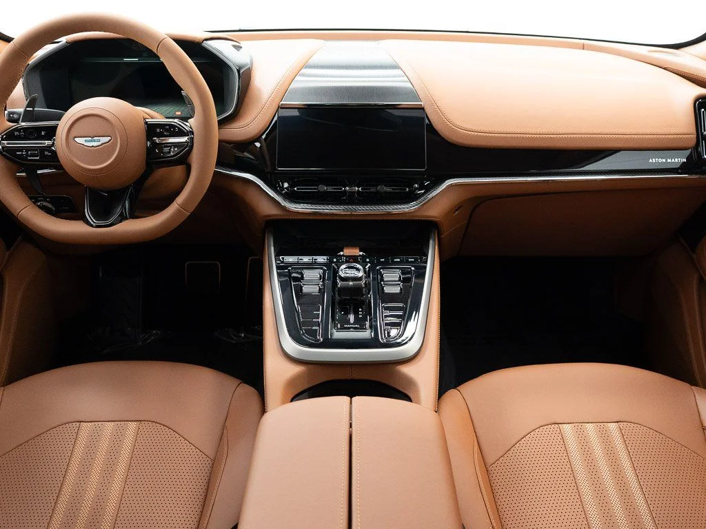 New 2026 Q Oberon Black Aston Martin 707 image 27